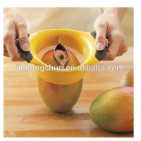 Good quality food grade FDA or LFGB stainless steel ABS mango slicer